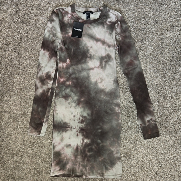 Forever 21 Dresses & Skirts - Forever 21 Tie-Dye Long Sleeve Dress Size XS